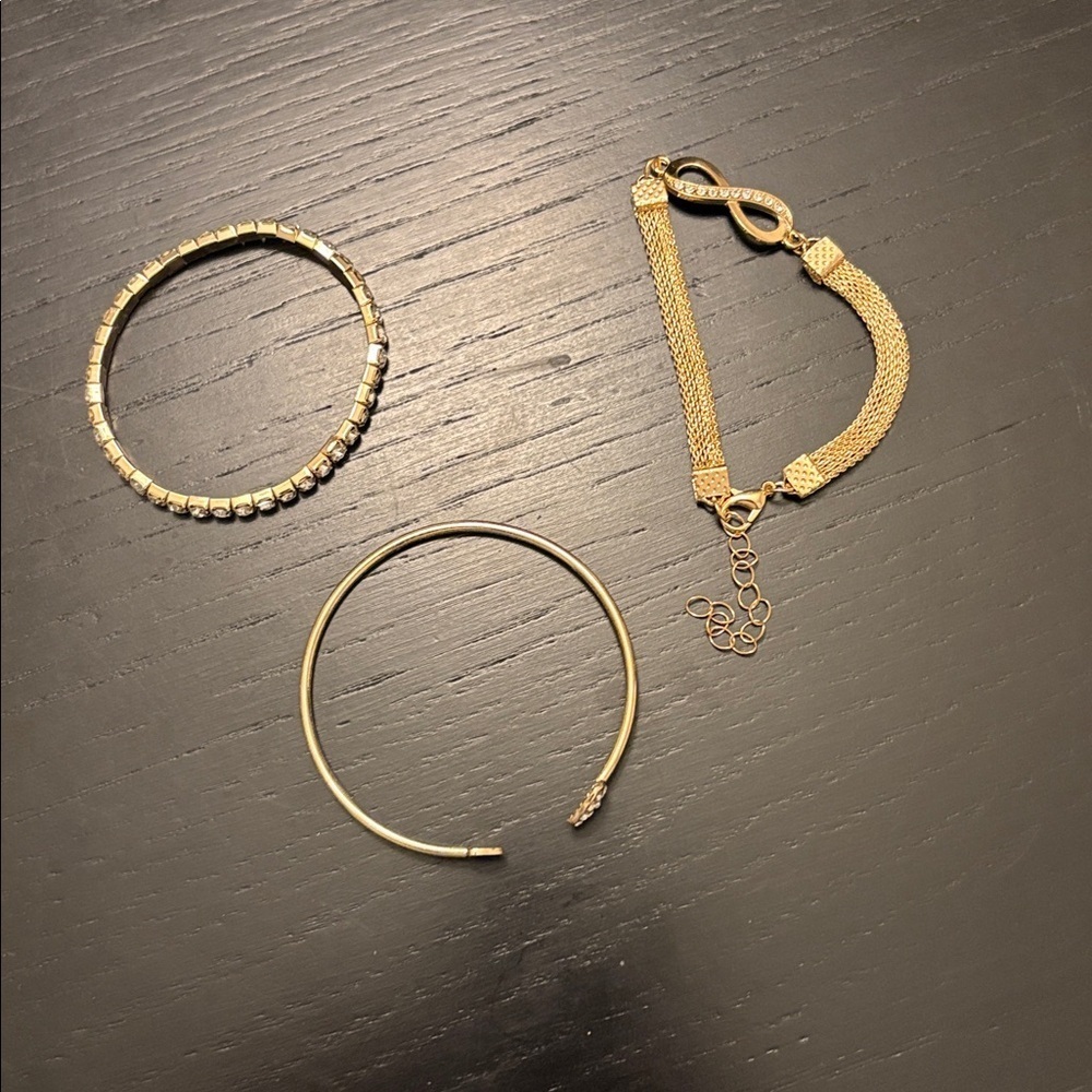 Gold Snake Bracelet - Picture 3 of 6
